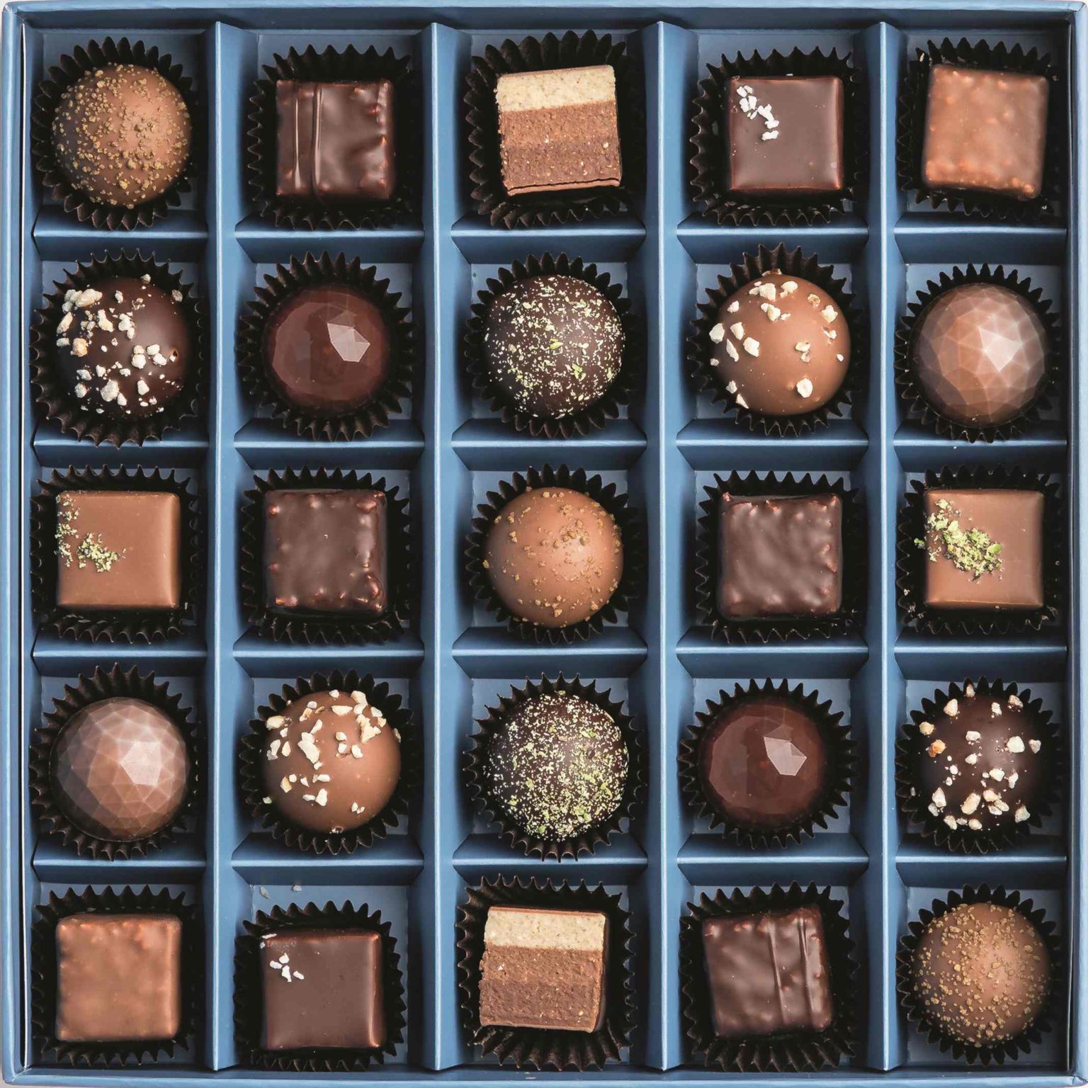Truffles and Pralines with authentic taste Sweetzerland Chocolatier